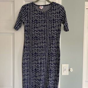 LuLaRoe Navy and White Chevron Long Sleeve Dress